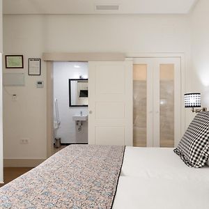 Habitación Estándar con 2 Camas Individuales
